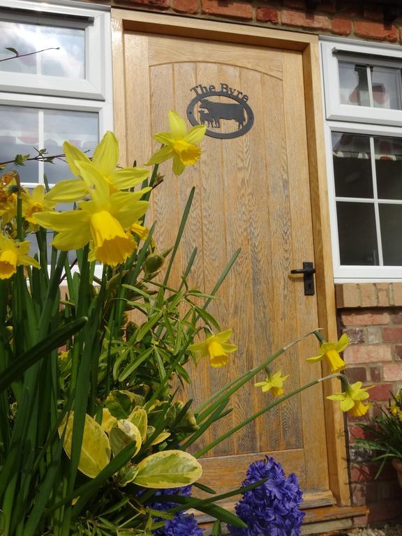 Centre Village 2 Bedroom Cottage - The Byre Pewsey エクステリア 写真